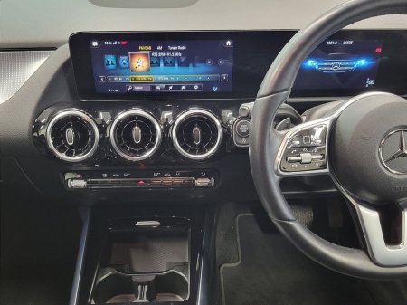 2023 Mercedes-Benz GLA Class GLA 200 A/T Progressive €39,975 thumbnail