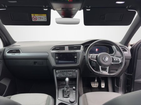 2019 Volkswagen Tiguan "Sporty style, all-weather grip — the SUV that’s as ready for life as you are" €30,888 thumbnail