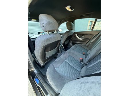 2016 BMW 3 Series - thumbnail 14