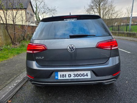2018 Volkswagen Golf Comfortline 1.0tsi M6F 110HP 5 €15,950 thumbnail