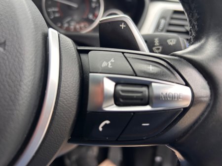 2017 BMW 3 Series - thumbnail 15