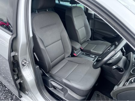 2018 Volkswagen Golf 2018 Volkswagen Golf 1.2 TSI Automatic €17,950 thumbnail