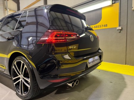 2016 Volkswagen Golf - thumbnail 8