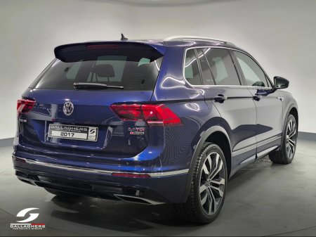 2017 Volkswagen Tiguan (171) R-LINE 2.0 TDI **4MOTION 240BHP**DSG AUTO €24,995 thumbnail