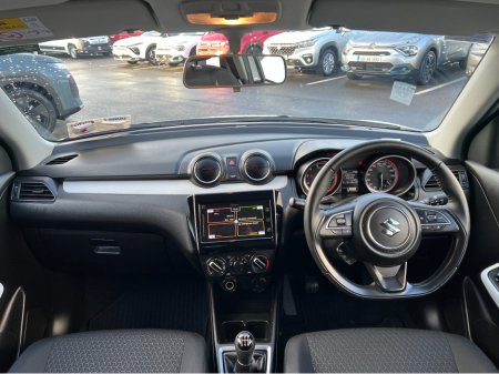 2023 Suzuki Swift 1.2 DUALJET HYBRID SZ-L €16,950 thumbnail