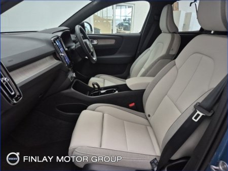 2025 Volvo EX40 Ultra single motor 69kw battery €48,750 thumbnail