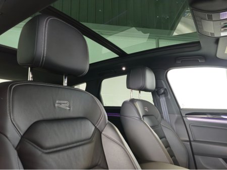 2023 Volkswagen Touareg - photo 6