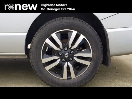 2025 Renault Trafic - thumbnail 9