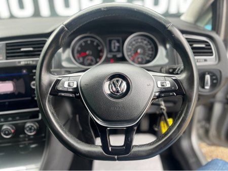 2017 Volkswagen Golf - thumbnail 10