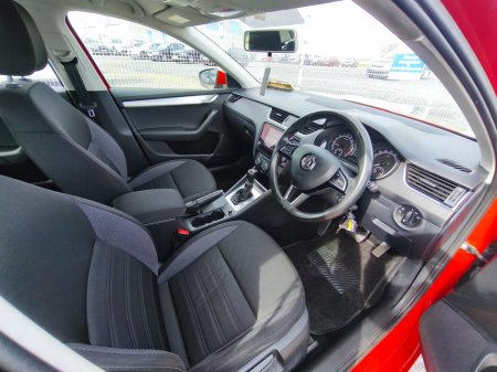 2018 Skoda Octavia - thumbnail 15