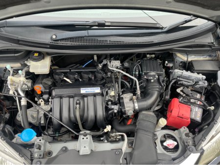 2016 Honda Fit - thumbnail 16