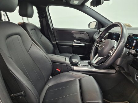 2021 Mercedes-Benz GLA Class - thumbnail 16