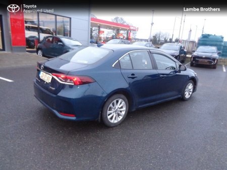 2023 Toyota Corolla - photo 3