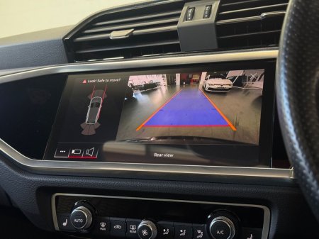 2022 Audi RS Q3 - thumbnail 18