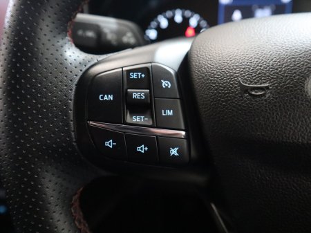 2023 Ford Focus - thumbnail 11