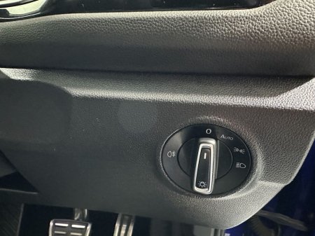 2023 Volkswagen T-Roc R Line Automatic 1.5 Tsi €33,800 thumbnail