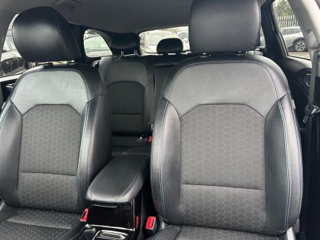 2024 Kia Ceed - thumbnail 8