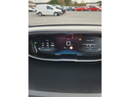 2018 Peugeot 5008 1.5 BlueHDi 130bhp Allure €18,945 thumbnail