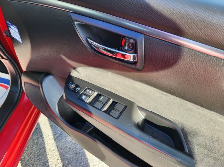 2016 Suzuki Swift - thumbnail 16