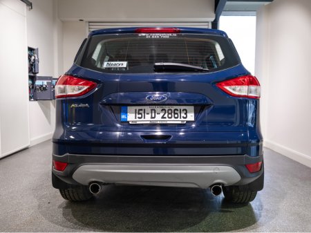 2015 Ford Kuga ZETEC 2.0 TDCI 120PS FWD 4 4DR €11,950 thumbnail