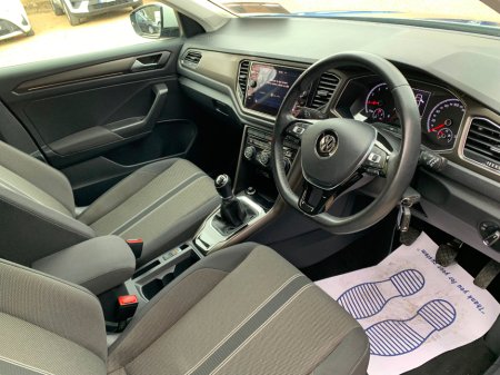 2019 Volkswagen T-Roc - thumbnail 16