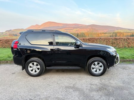 2023 Toyota Landcruiser - thumbnail 1