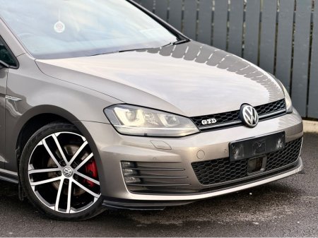 2017 Volkswagen Golf 2.0 TDI GTD 184PS 5DR €17,995 thumbnail