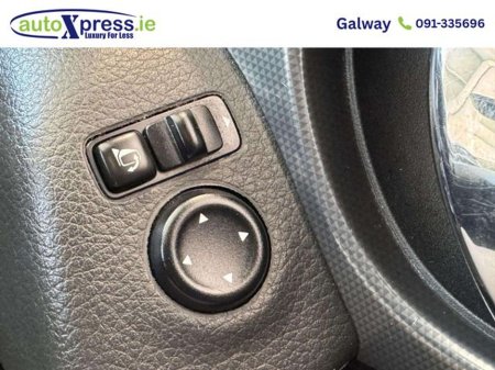 2018 Nissan Qashqai - thumbnail 8