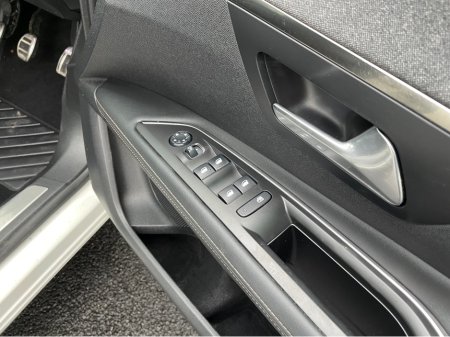 2019 Peugeot 3008 GT-LINE 1.5 BLUE HDI 130 6.2 4 €19,750 thumbnail