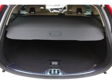 2017 Volvo V60 - thumbnail 19