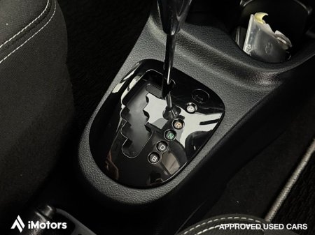 2019 Toyota Vitz Hybird F safety Edition €12,900 thumbnail