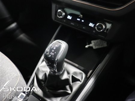 2023 Skoda Kamiq Style 1.0TSI 110HP DSG €28,950 thumbnail