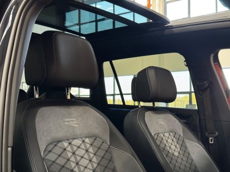 2024 Volkswagen Tiguan - thumbnail 19