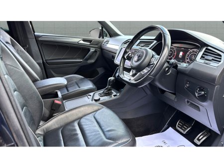 2018 Volkswagen Tiguan - thumbnail 4