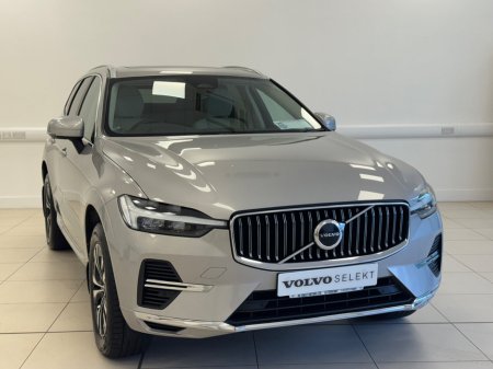 2022 Volvo XC60 - thumbnail 1