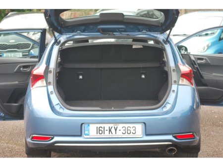 2016 Toyota Auris - thumbnail 13