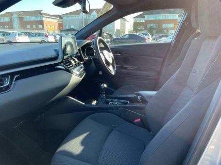 2019 Toyota C-HR - thumbnail 7