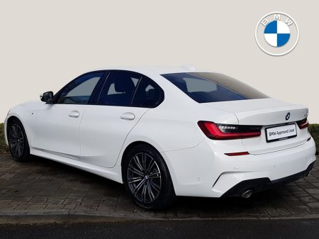 2022 BMW 3 Series - thumbnail 2