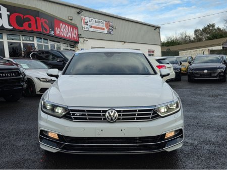 2016 Volkswagen Passat ( 162 REG 2.0 TSI R-LINE FULL LEATHER SEATS ELECTRIC HEATED SEATS SAT-NAV REV CAMERA BLIND-SPOT CARPLAY ANDROID AUTO €19,950 thumbnail