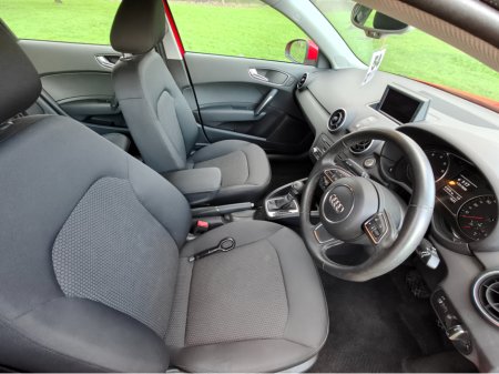 2014 Audi A1 AUTO//LOW kms//NEW NCT €9,950 thumbnail