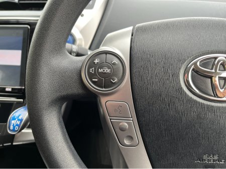 2019 Toyota Prius+ - thumbnail 22