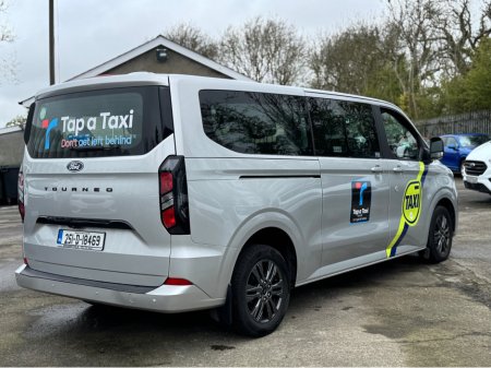 2025 Ford Tourneo Custom - thumbnail 4