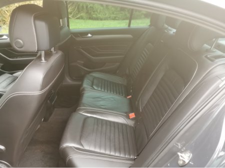 2020 Volkswagen Passat - thumbnail 18