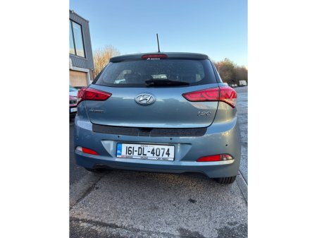 2016 Hyundai i20 - thumbnail 10