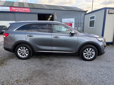 2017 Kia Sorento Platinum AWD (7 seats) €14,995 thumbnail