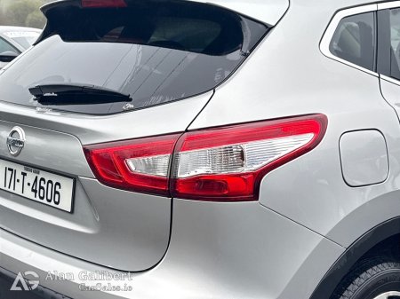 2017 Nissan Qashqai 1.5 DCI N-CONNECTA €62 PW €12,995 thumbnail