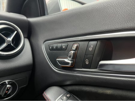 2017 Mercedes-Benz CLA Class - thumbnail 11