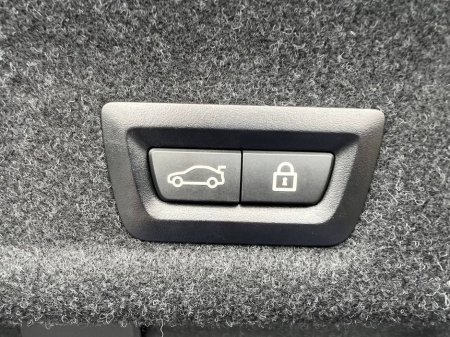 2022 BMW 3 Series - thumbnail 14