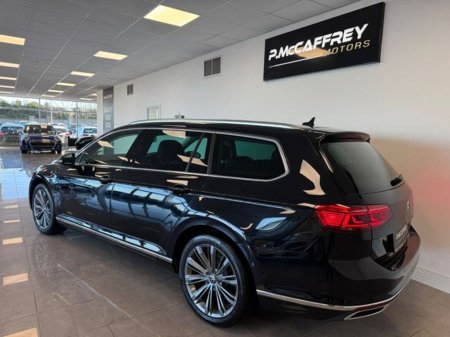 2022 Volkswagen Passat 2.0 TDI 150HP Elegance DSG €29,995 thumbnail