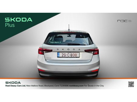 2025 Skoda Fabia ESSENCE 1.0 MPI 80BHP-AS NEW- A/C+REAR PARK ASSIST-LEATHER STEERING WHEEL €21,950 thumbnail